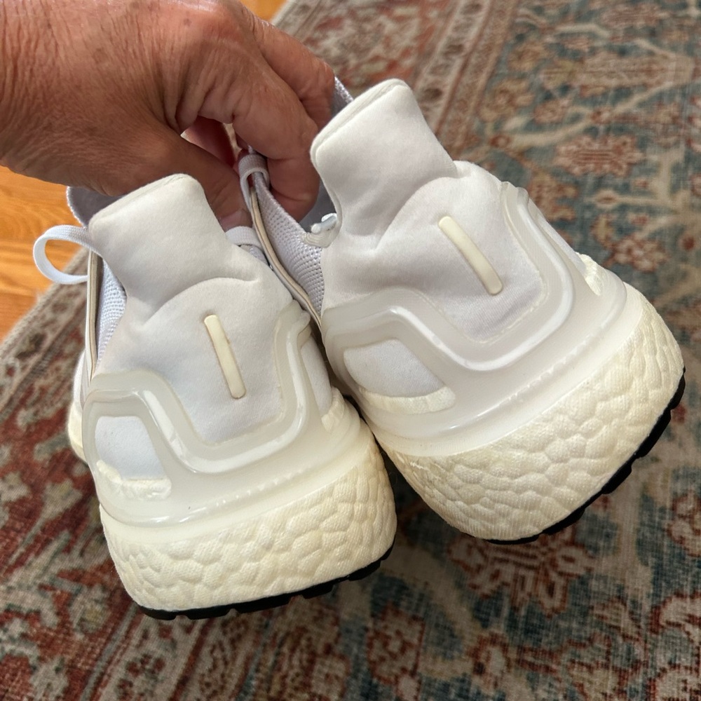 Adidas Ultraboost 20 Triple White - Picture 3 of 6